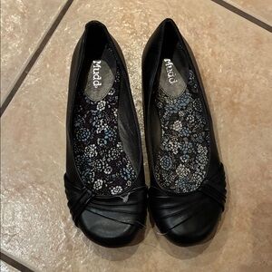 Mudd Black Women's Flats